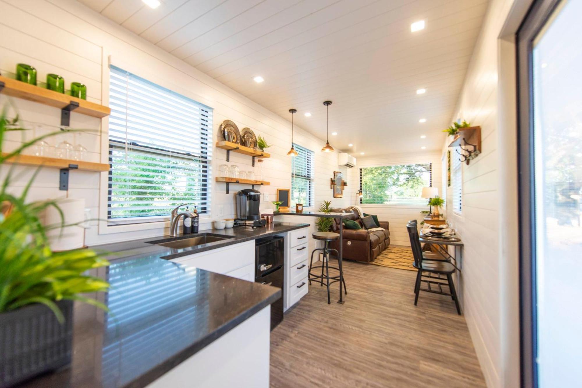 The Woods- Container Tiny House 12 Min To Magnolia/Baylor/Downtown Villa Bellmead Buitenkant foto